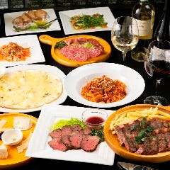 当店自慢の料理の数々に3時間飲み放題付のコースが4,400円～！