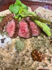 滋味康月 