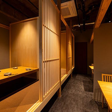 和食 イタリアン わさび_【店内奥空間を貸切】テーブル、掘りごたつを組み合わせ、最大22名様のご宴会も