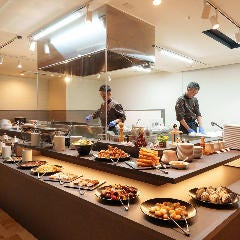 蟹＆海鮮食べ放題 海鮮ダイニング 輝