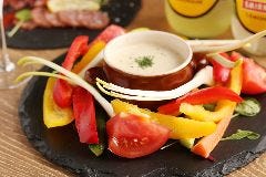 旬の食材をたっぷり使用した季節のおすすめメニュー！