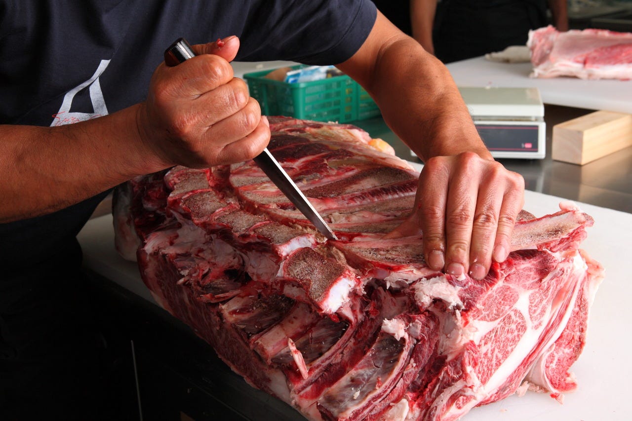 やきにく萬野 ルクア大阪店 - 和牛問屋焼肉ホルモン