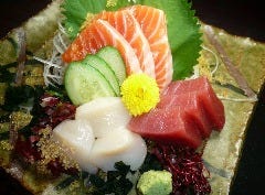 お造り三種盛り合わせ