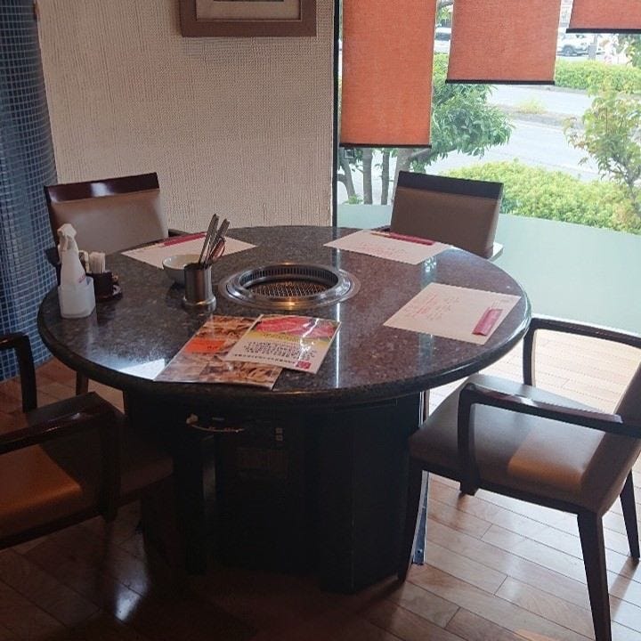 葉菜焼肉 彩炉 桜木店 店内 ぐるなび