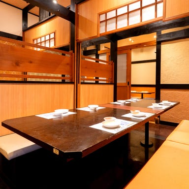 すし居酒屋 さかなや道場 与野西口店_プライベートな半個室のボックス席