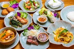 彩り豊かな人気のメニューをコースで お楽しみください。