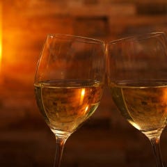 食後酒には消化を促す効果があります