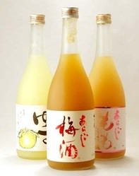隠楽家 梅田堂山店_人気のリキュール　焼酎だけではないです
もも、ゆず、梅酒
