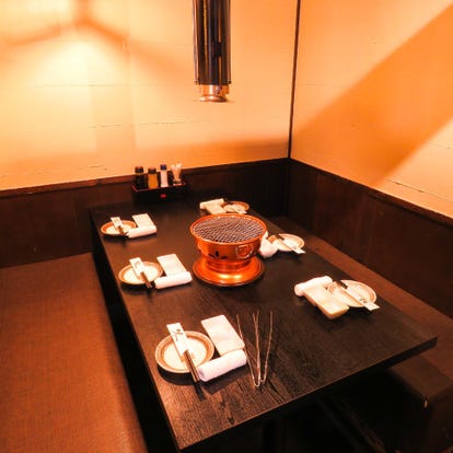 ゆったり個室 東京都の焼肉でおすすめ 人気の完全個室 ソファー席など ぐるなび
