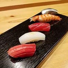 鮨 うえ岡