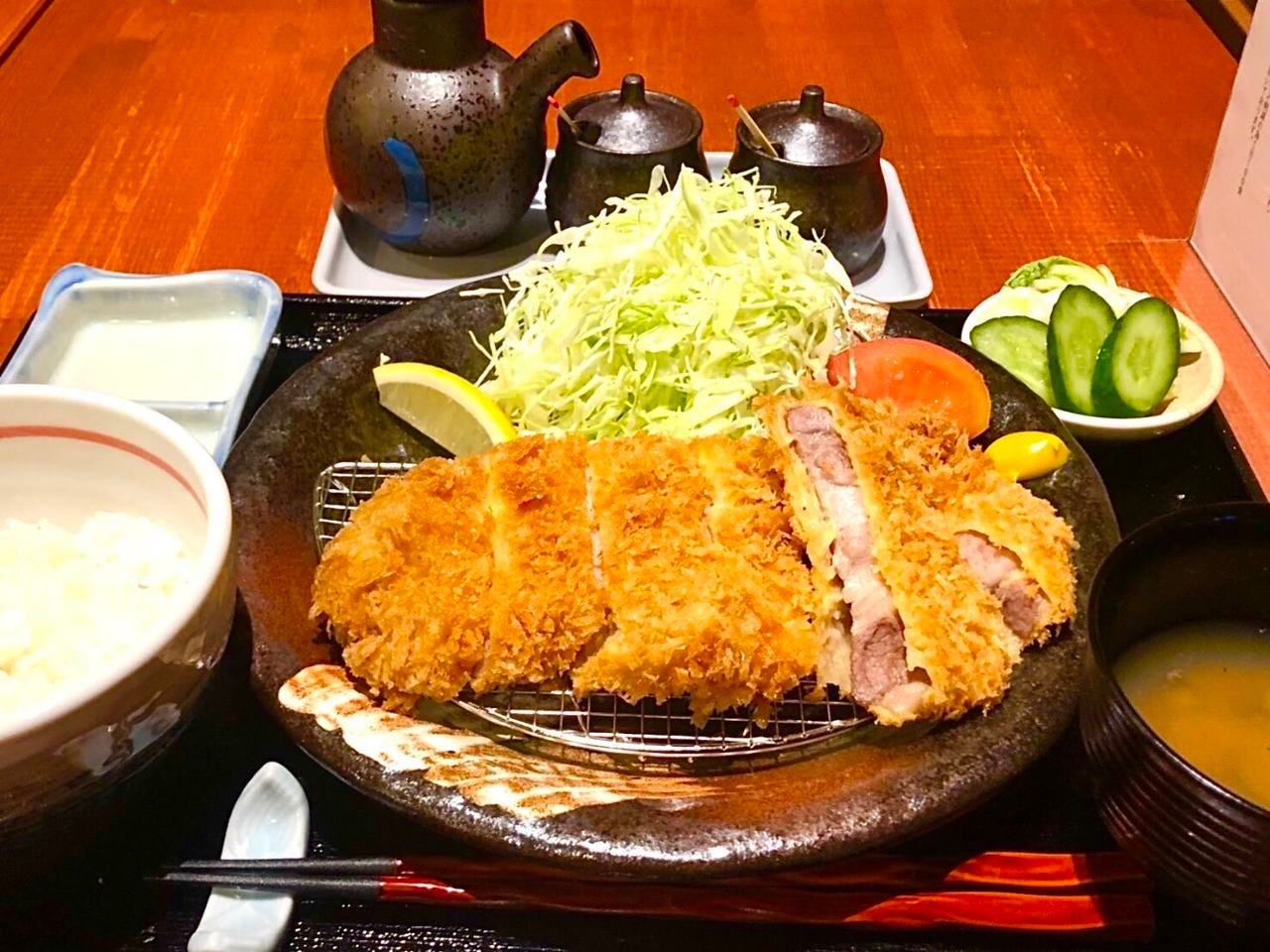 柏駅周辺のとんかつ屋『とんかつ 美とん』のとんかつ
