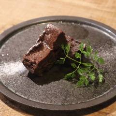 トルタカプレーゼ（グルテンフリーのチョコケーキ）