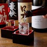 【季節の銘酒も多彩に】
その日おすすめ日本酒と出会えるかも？