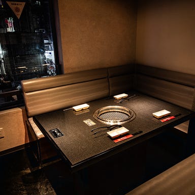 焼肉うし 池袋西口_人数に合わせた個室席を完備しております