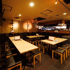 雰囲気の良い癒しの空間で旬のお料理をお楽しみください。