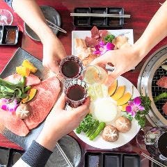鹿児島黒毛和牛 炭火焼肉食べ放題 肉善 新宿店 新宿 焼肉 ぐるなび