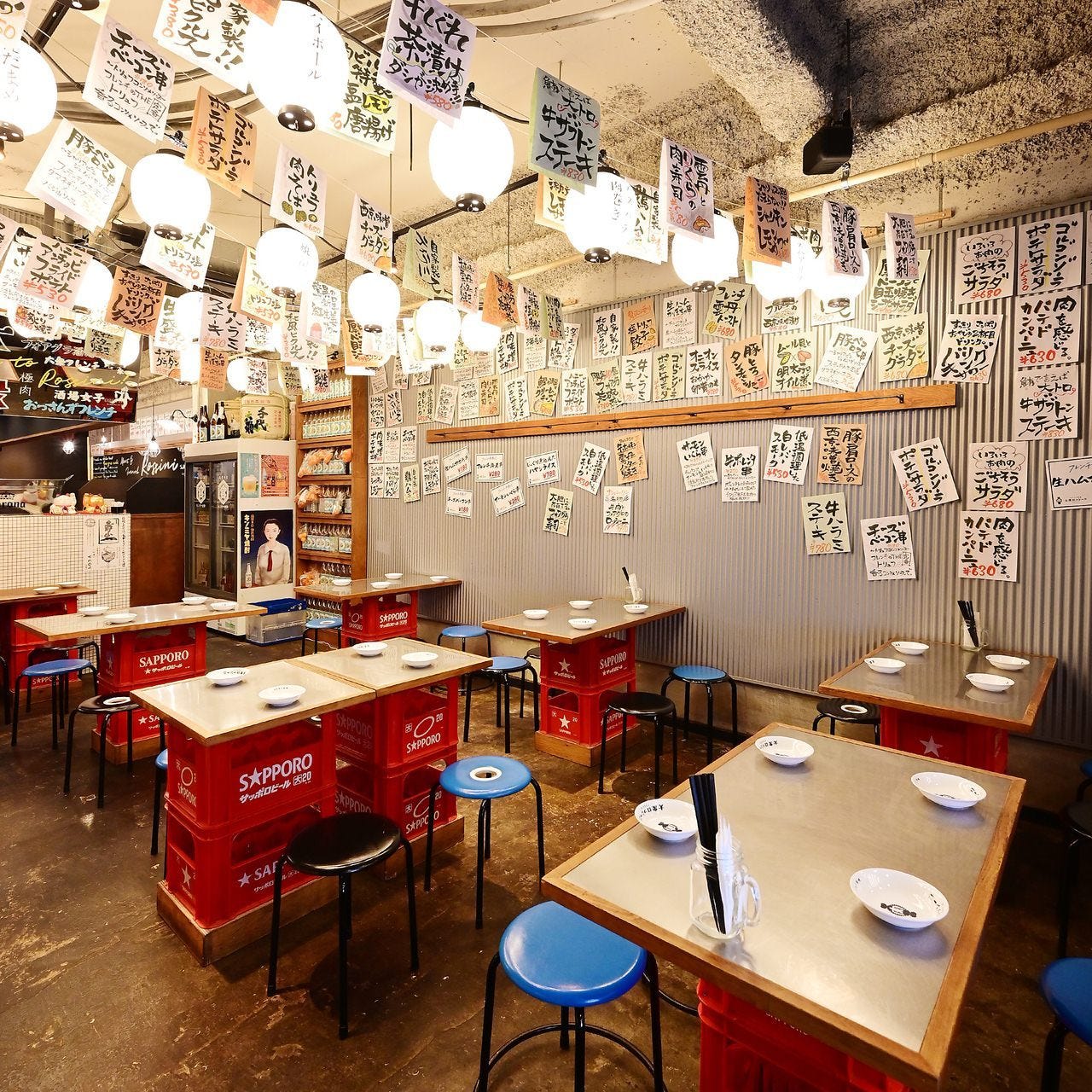 肉とフレンチ串 ネオビストロ 大衆ロッシーニ 栄伏見店 席 ぐるなび