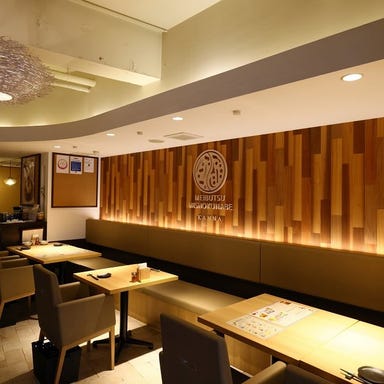 æ¢
ç°éåœæçãšäºè²é ããèïŒã«ã³ãïŒ_ãã©ã³ãäºçŽããåžã®ãäºçŽã¯ã³ãã©ããâªãé£äºã¯åœæ¥ãæ¥åºæã«ãéžã³ãã ããâ