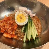 ビビン麺