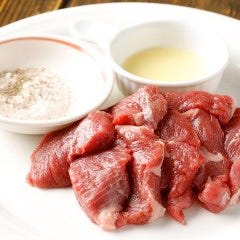 仔羊もものレモンバター添え