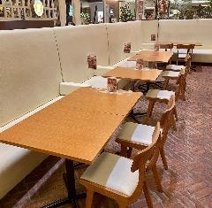 レイアウトのご提案も♪着席orビュッフェスタイルでご用意！