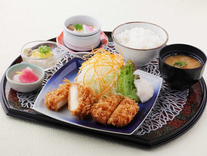 とんかつ とん匠 新宿 とんかつ トンカツ ぐるなび