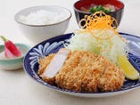 もち豚ロースかつ130g定食