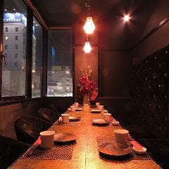 歓送迎会等シーンや人数に応じた個室席!
