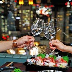 日本酒をグラスでお洒落に。夫婦のお食事やデートにも最適です。