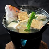 濃厚かつ豆腐の優しい味わいが絶品！鯛だし豆腐。　※系列店の料理一例です。