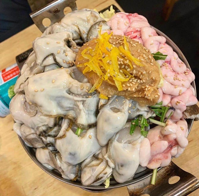 立呑み処まるや>