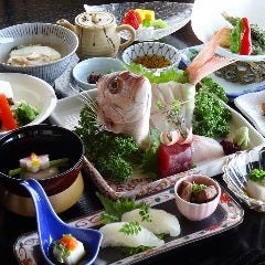 料理長が食材を毎日厳選。その日の献立をお楽しみ下さい
