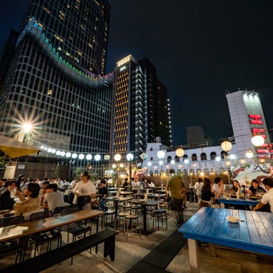 新宿BBQビアガーデン 肉&海鮮食べ放題 天空ルーフトップ_新宿屋上ビアガーデン!最大100名OK