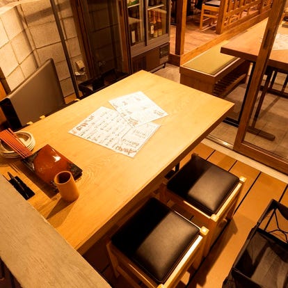 ゆったり個室 神田の居酒屋でおすすめ 人気の完全個室 ソファー席など ぐるなび