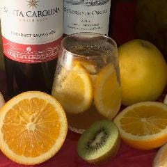 人気ＮＯ.１のドリンク自家製フルーツ酢サワー ￥５５０～