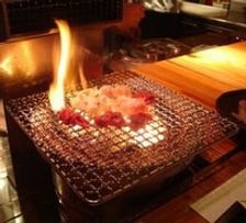 【最高】高温の炭火で焼き上げるお肉