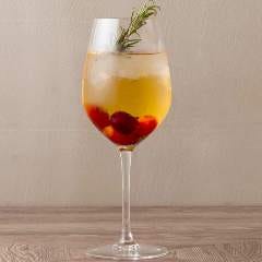 ワインはスペイン産で