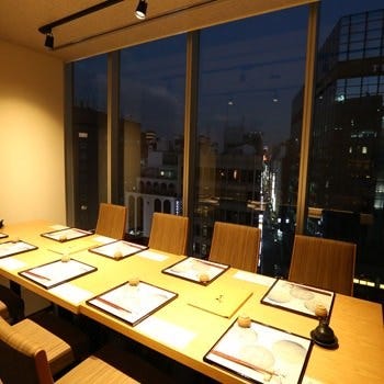 梅田パルビル最上階の景色を完全個室で！