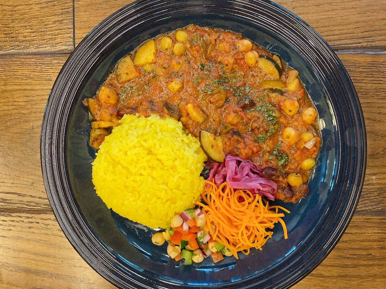 neighborfootball cafe メニュー：スパイスカレー - 楽天ぐるなび