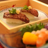 『焼肉にぎり寿司』黒毛和牛を知り尽くした福寿館ならではの逸品