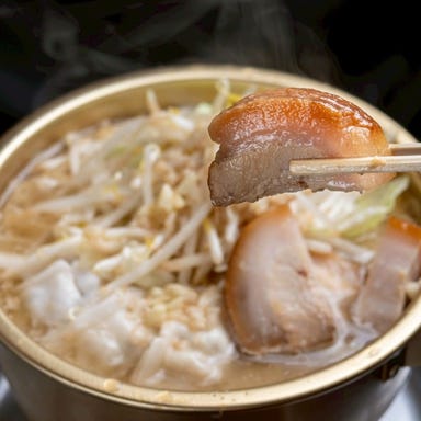 餃子のかっちゃん 四日市店_≪おすすめ餃子・野菜・アブラで極める勝ジロー鍋