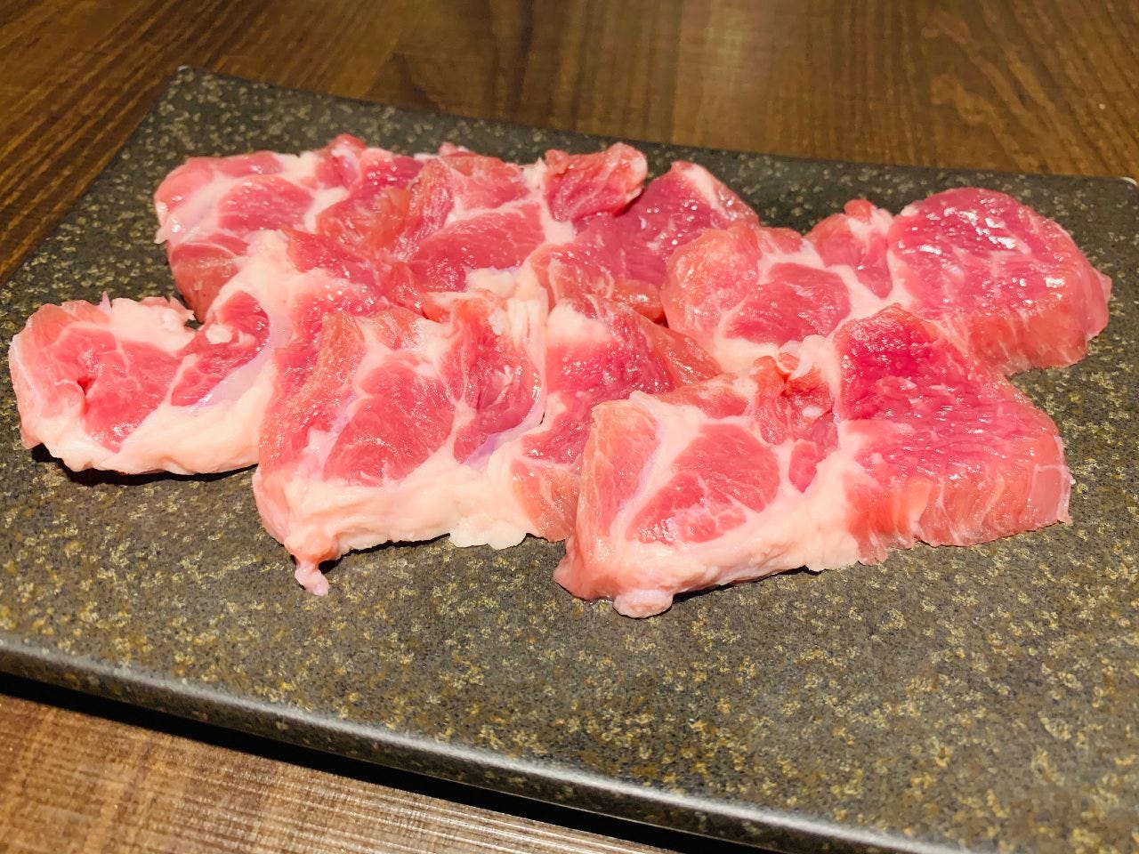 プレミアムジンギスカン食べ飲み放題の詳細 一発ドン 札幌すすきの 焼肉 ぐるなび
