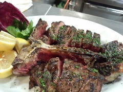 アイルランド産”Tボーン”の炭火焼き