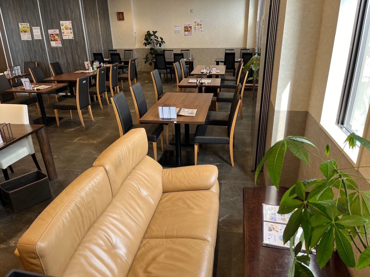 カフェレストラン ポラリス店内
