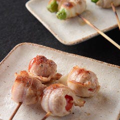 様々な野菜とお肉を使った創作串 メニューは豊富にご用意