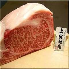 上州牛と鍋が旨い個室居酒屋 福吉 新宿西口店 自慢の食材 A5ランクの極上の上州牛を堪能 ぐるなび