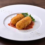 蟹クリームコロッケ～自家製トマトソース～