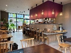 BISTRO＆SMOOTHIEめでりん食堂