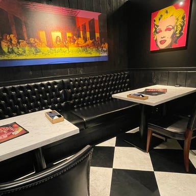 筋肉食堂 MIYASHITA PARK店_複数名様でのご利用に最適なテーブル席