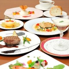カフェ&ダイニング アゼリア
